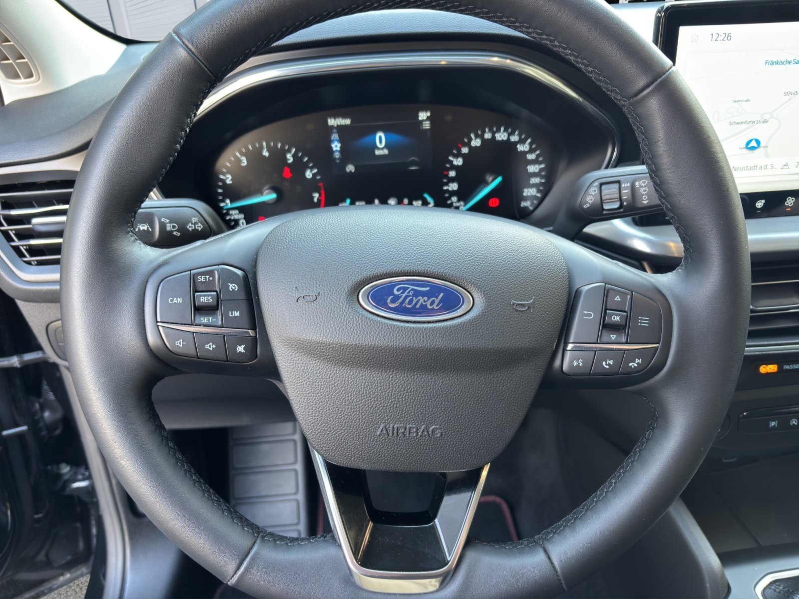 Fahrzeugabbildung Ford Focus 1.0 Ecoboost Titanium #Winterpaket