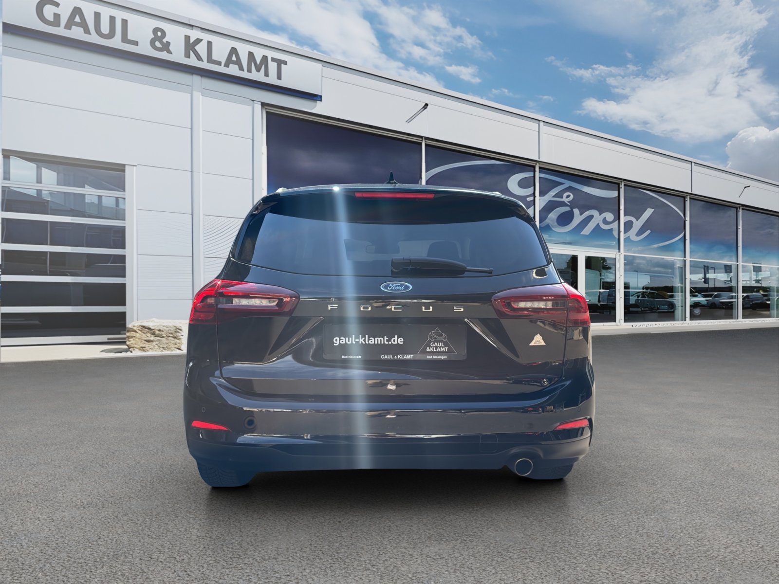 Fahrzeugabbildung Ford Focus 1.0 Ecoboost Titanium #Winterpaket