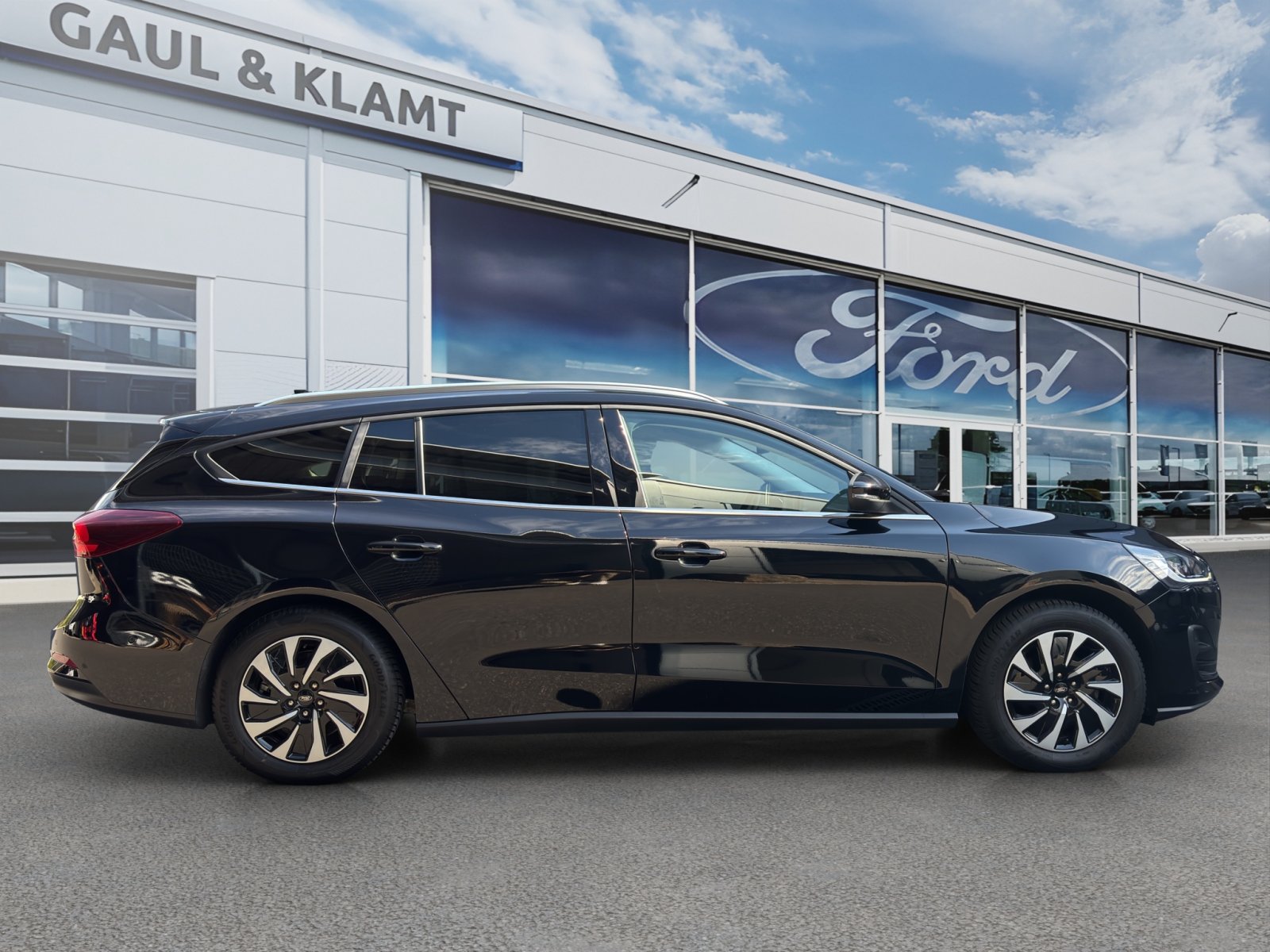 Fahrzeugabbildung Ford Focus 1.0 Ecoboost Titanium #Winterpaket