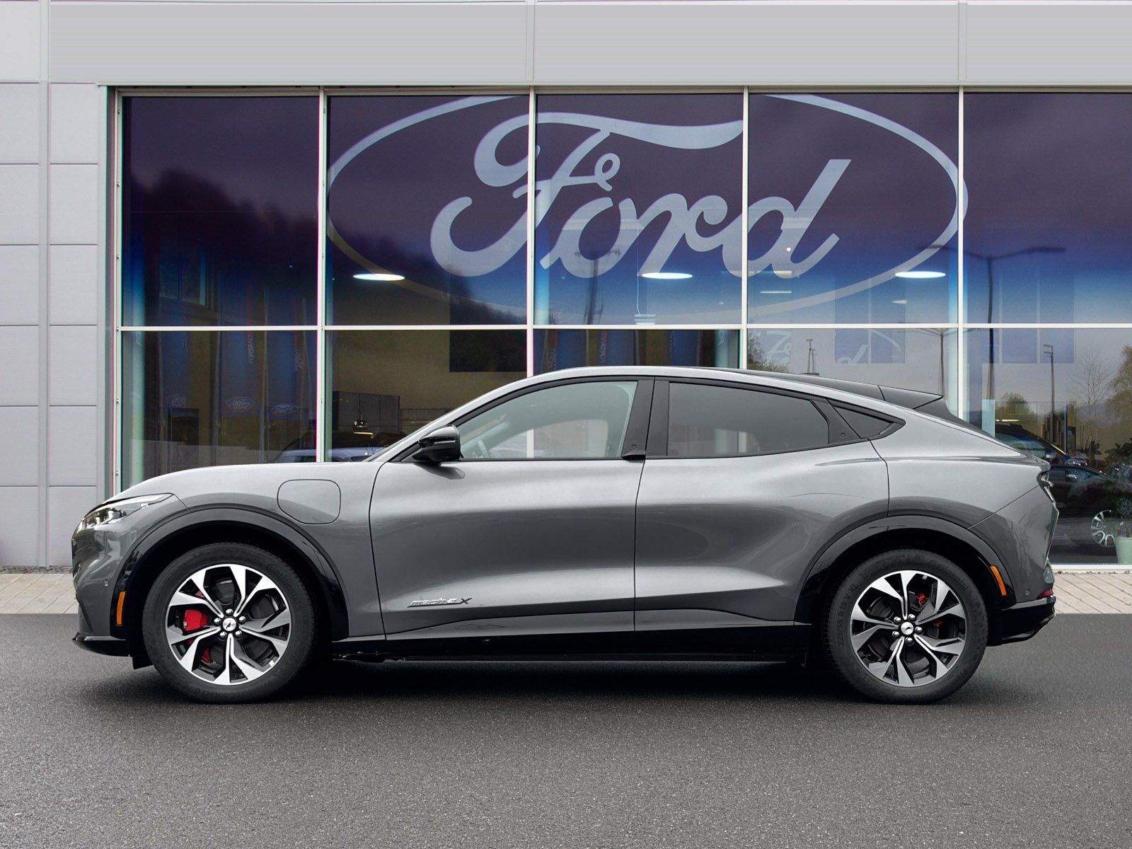 Fahrzeugabbildung Ford Mustang Mach-E Premium