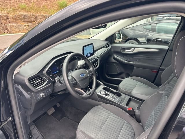 Fahrzeugabbildung Ford Kuga 2.5 PHEV Cool & Connect #AHK #Ganzjahresrei Cool & Connect #AHK #Ganzjahresreifen