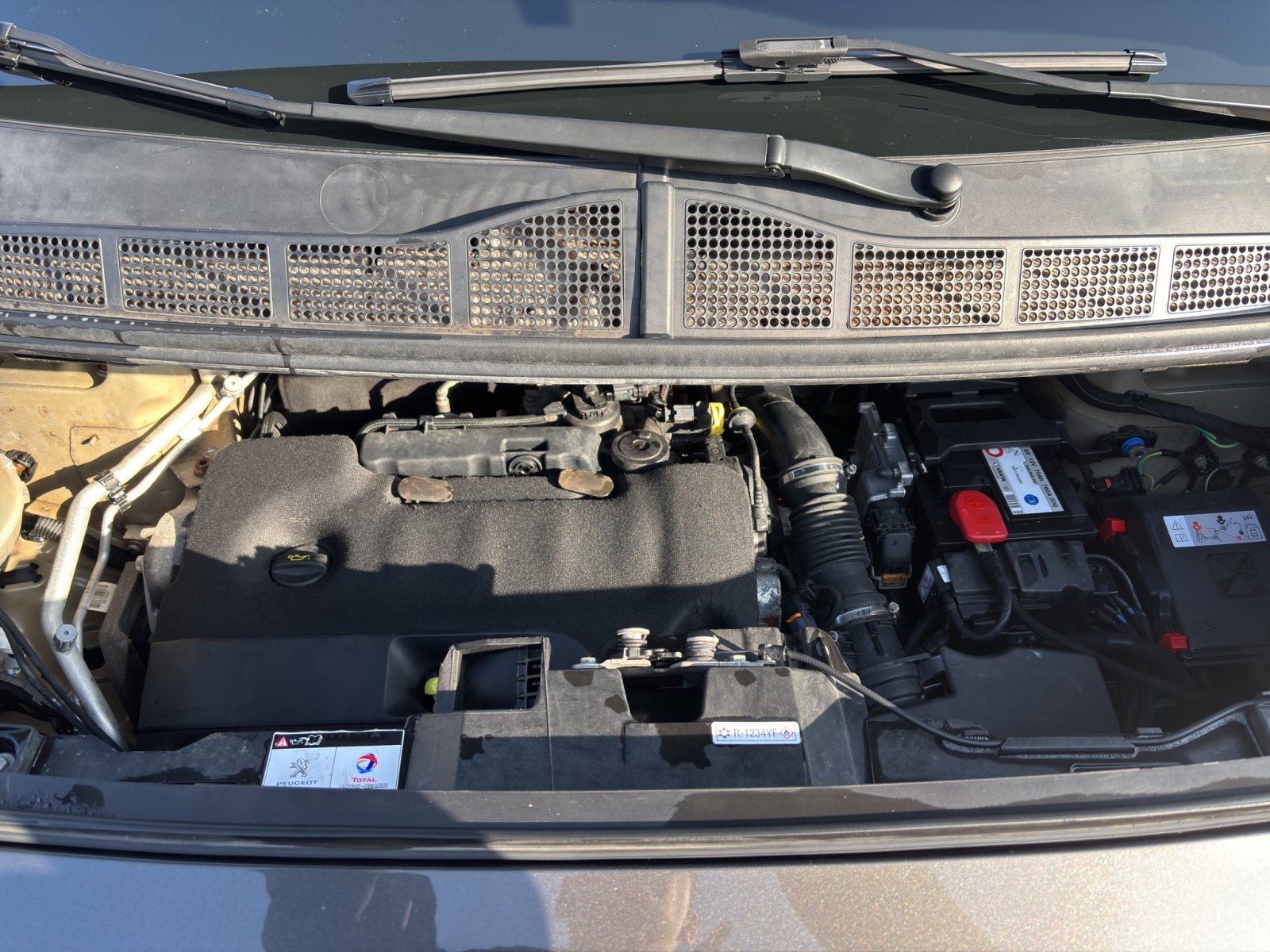 Fahrzeugabbildung Peugeot Expert L2