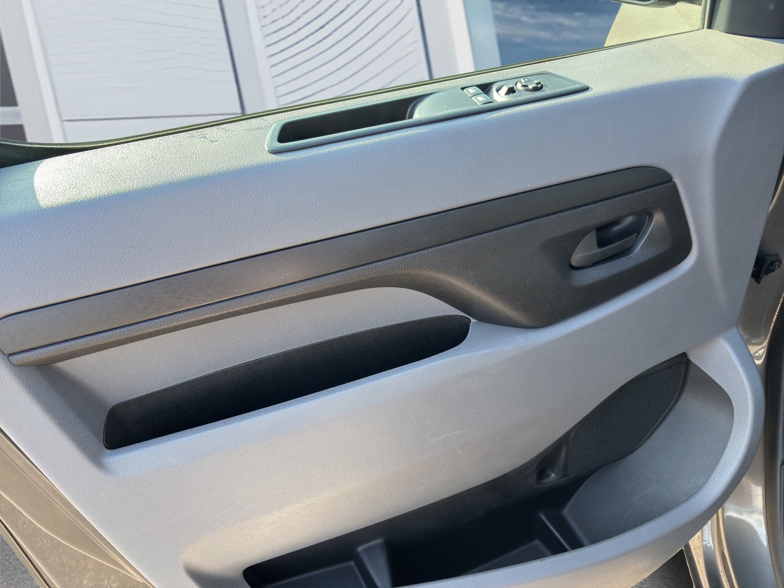 Fahrzeugabbildung Peugeot Expert L2