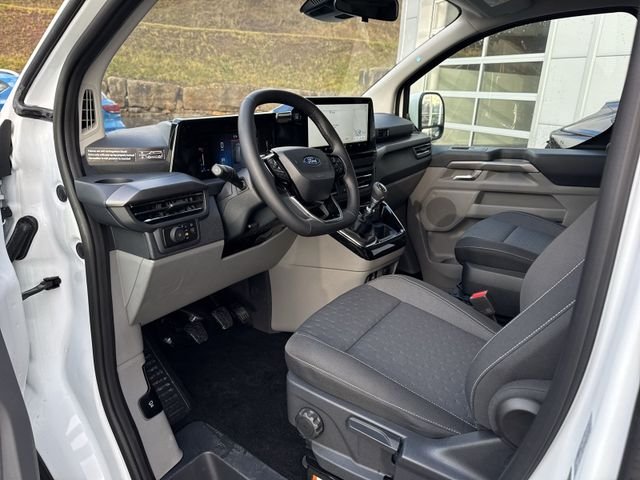 Fahrzeugabbildung Ford Tourneo Custom 320 L1 Nugget Titanium #Standheizung