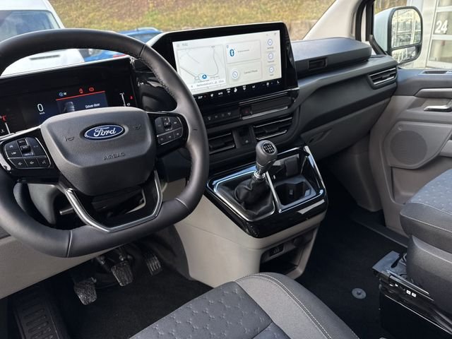 Fahrzeugabbildung Ford Tourneo Custom 320 L1 Nugget Titanium #Standheizung