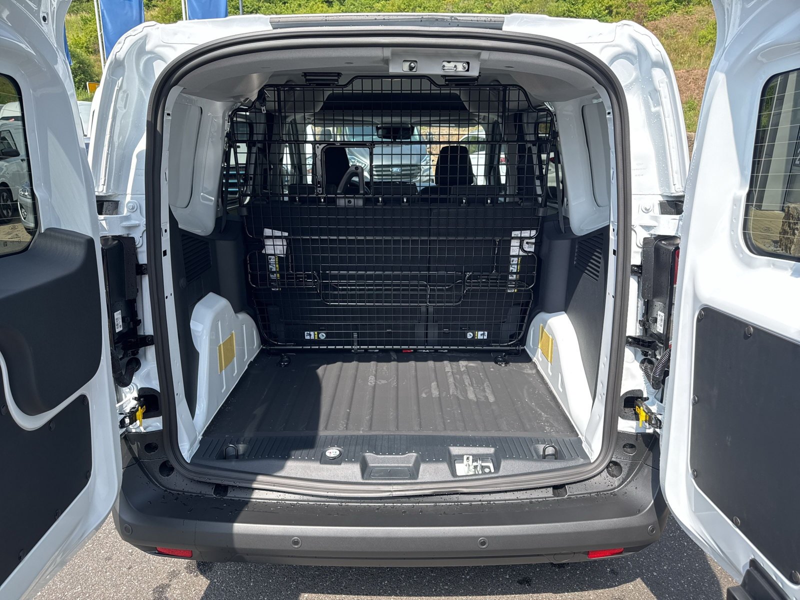 Fahrzeugabbildung Ford Transit Courier Trend Doppelkabine