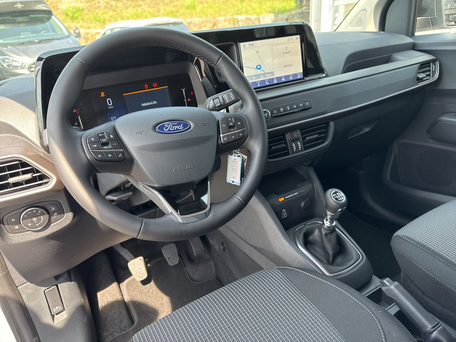 Fahrzeugabbildung Ford Transit Courier Trend Doppelkabine