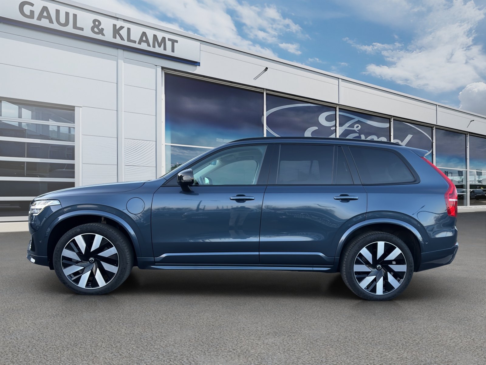 Fahrzeugabbildung Volvo XC 90 Ultimate Dark Recharge Plug-In Hybrid AWD