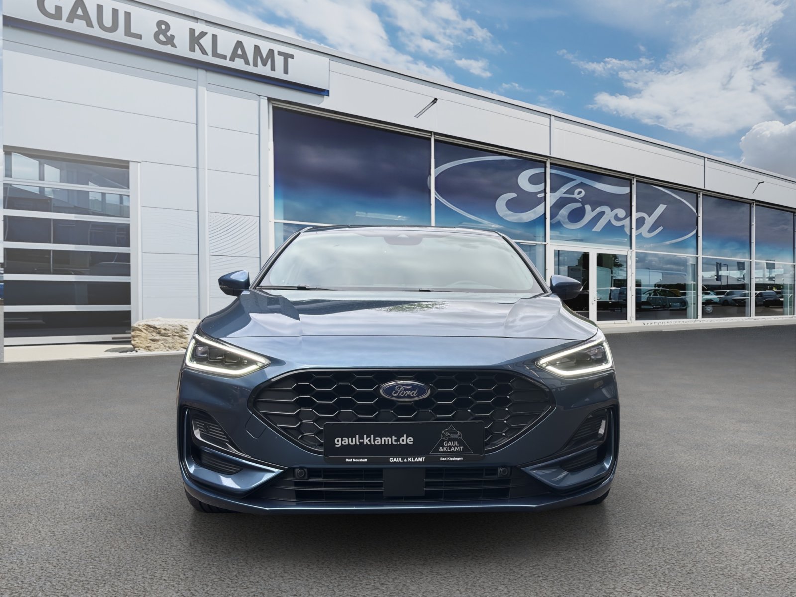 Fahrzeugabbildung Ford Focus 1.0 Ecoboost ST-Line #Winterpaket #Fahrassistenz-Paket 2