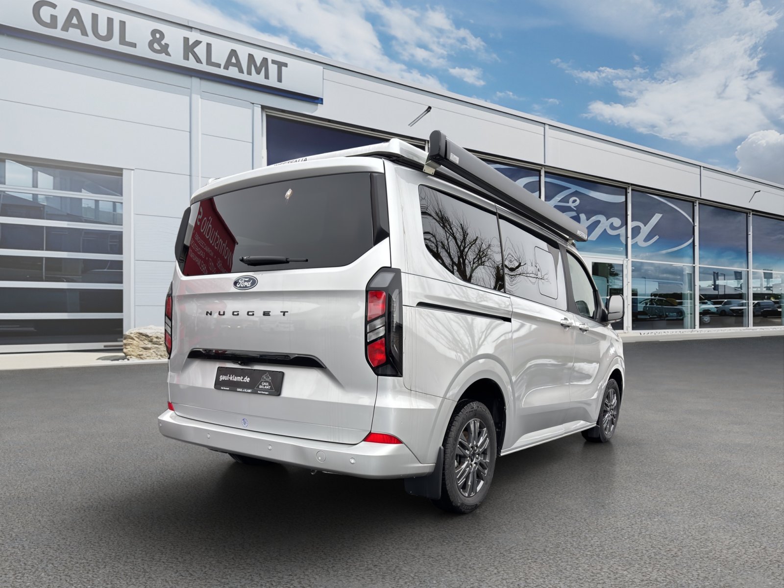 Fahrzeugabbildung Ford Tourneo Custom 2.0 Ecoblue 320 L1 Nugget Titanium Aufstelldach FWD