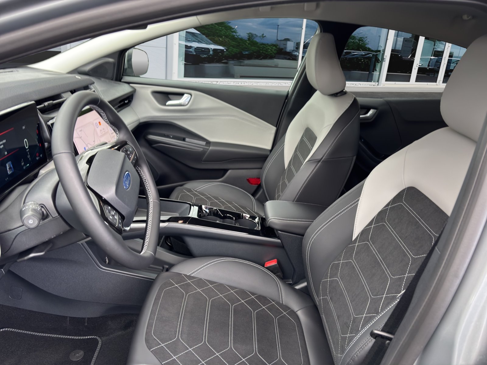 Fahrzeugabbildung Ford Puma Gen-E 124 kW Premium FWD