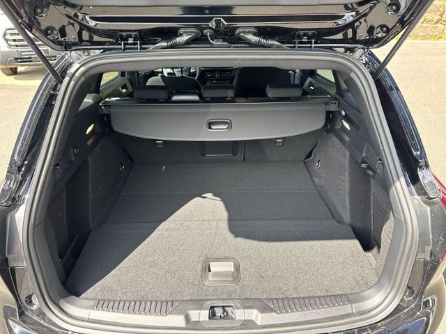Fahrzeugabbildung Ford Focus 1,0l EcoBoost ST-Line X #Tempomat #RFK #Tempomat #EasyParking