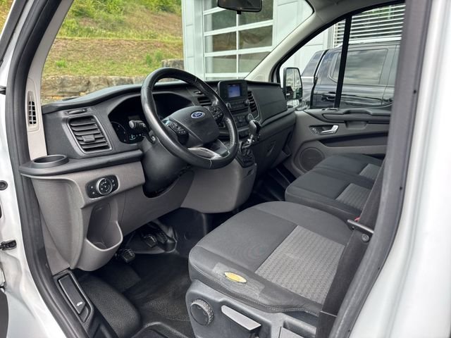 Fahrzeugabbildung Ford Transit Custom Kombi 320 L1 Trend #6-Sitzer