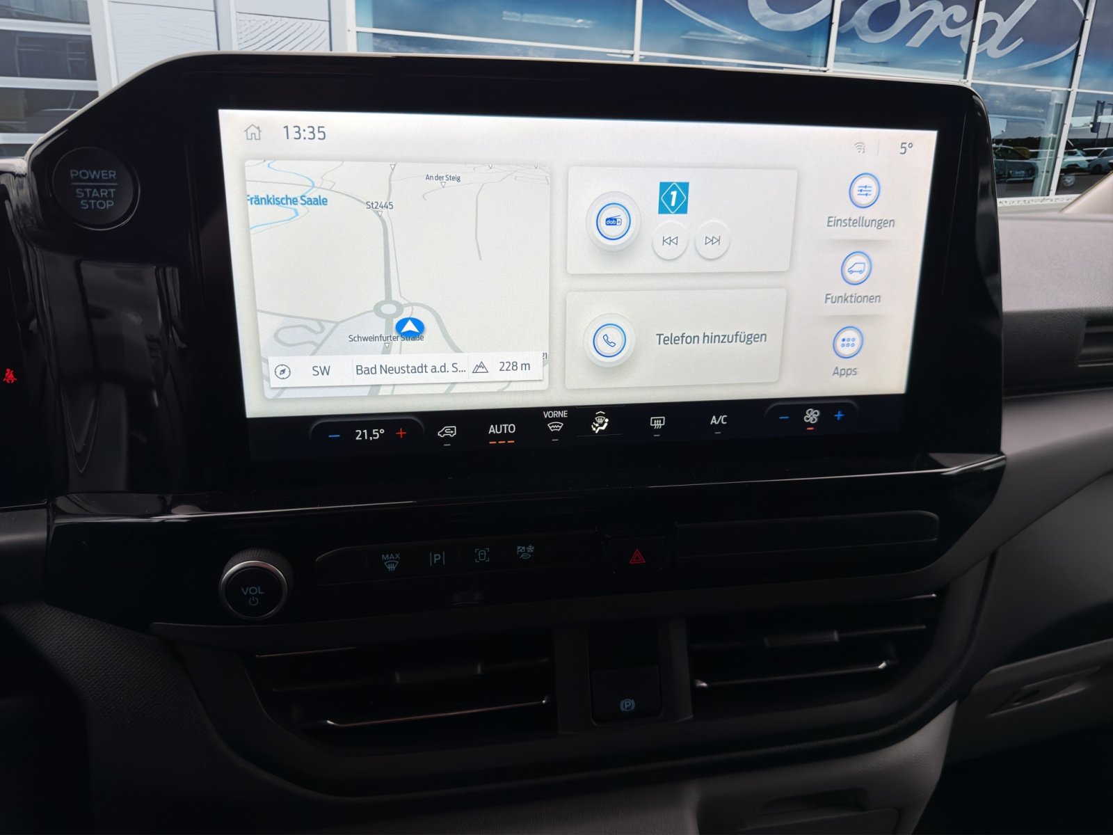 Fahrzeugabbildung Ford Tourneo Custom 320 L1 Tourneo Trend FWD