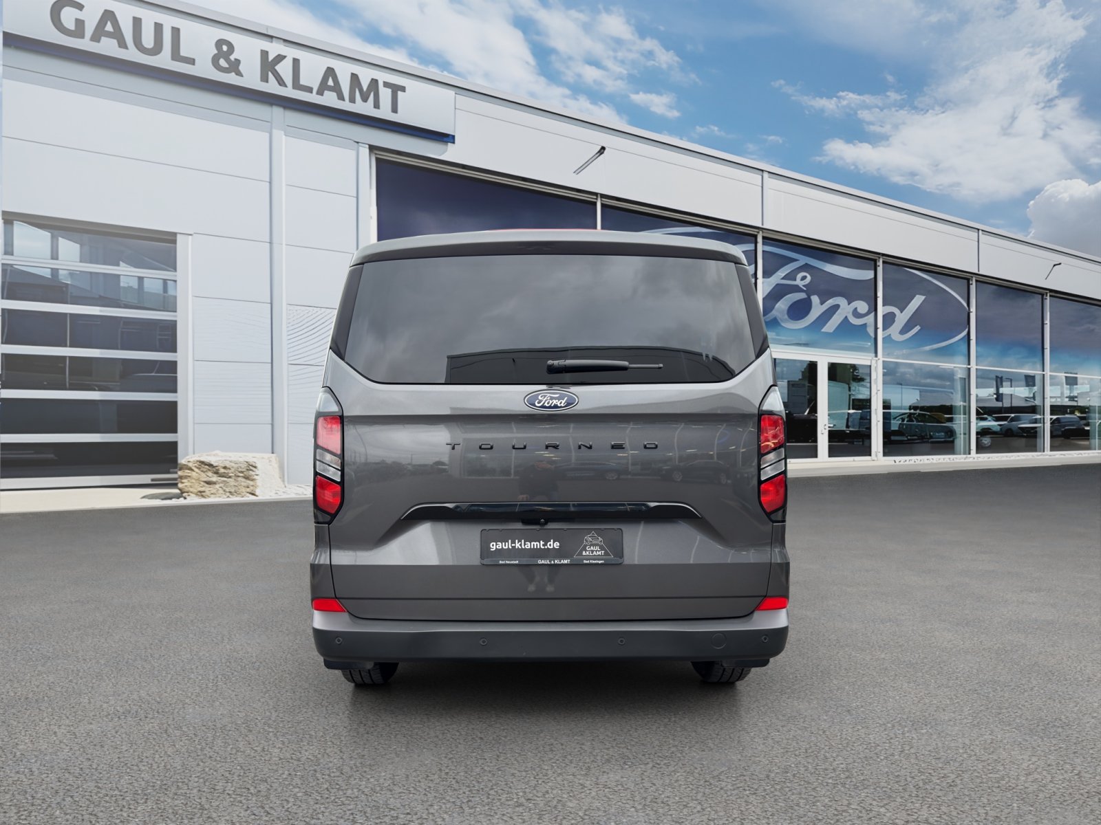 Fahrzeugabbildung Ford Tourneo Custom 320 L1 Tourneo Trend FWD