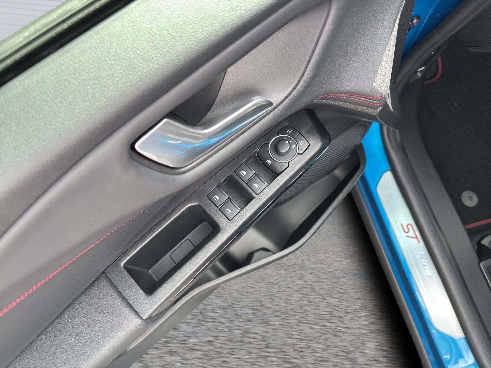 Fahrzeugabbildung Ford Puma 1.0 Ecoboost ST-Line #Winterpaket #Rückfahrkamera
