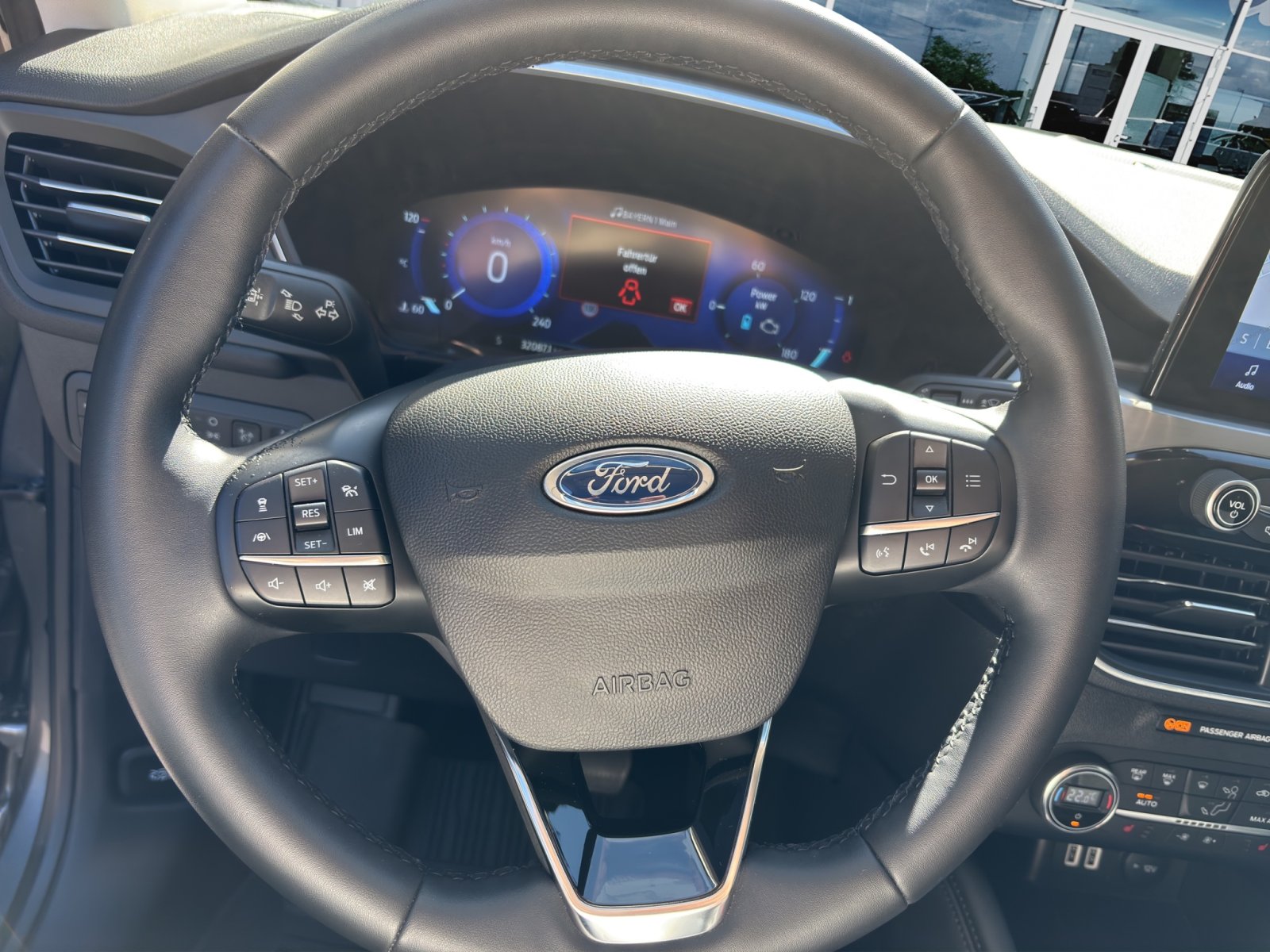 Fahrzeugabbildung Ford Kuga 2.5 PHEV Plug-In Hybrid Titanium X #Rückfahrkamera