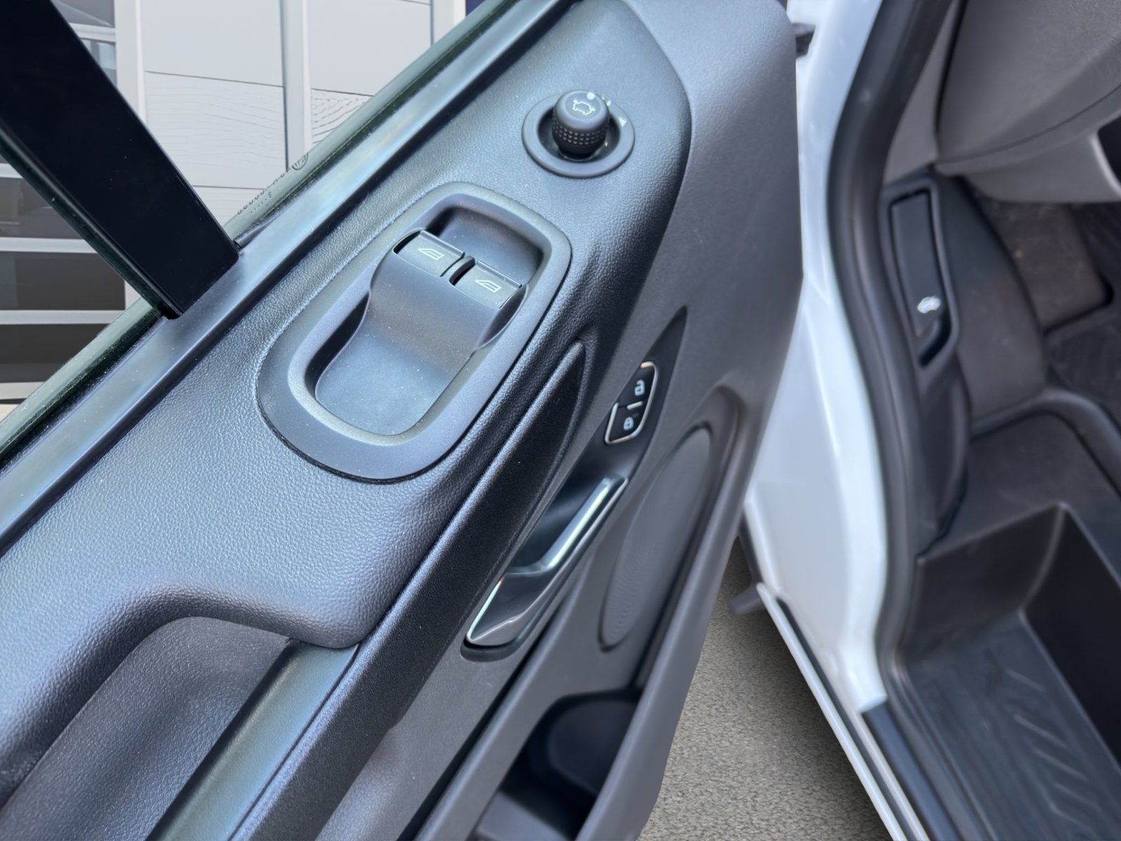 Fahrzeugabbildung Ford Transit Custom 300 L1 Trend