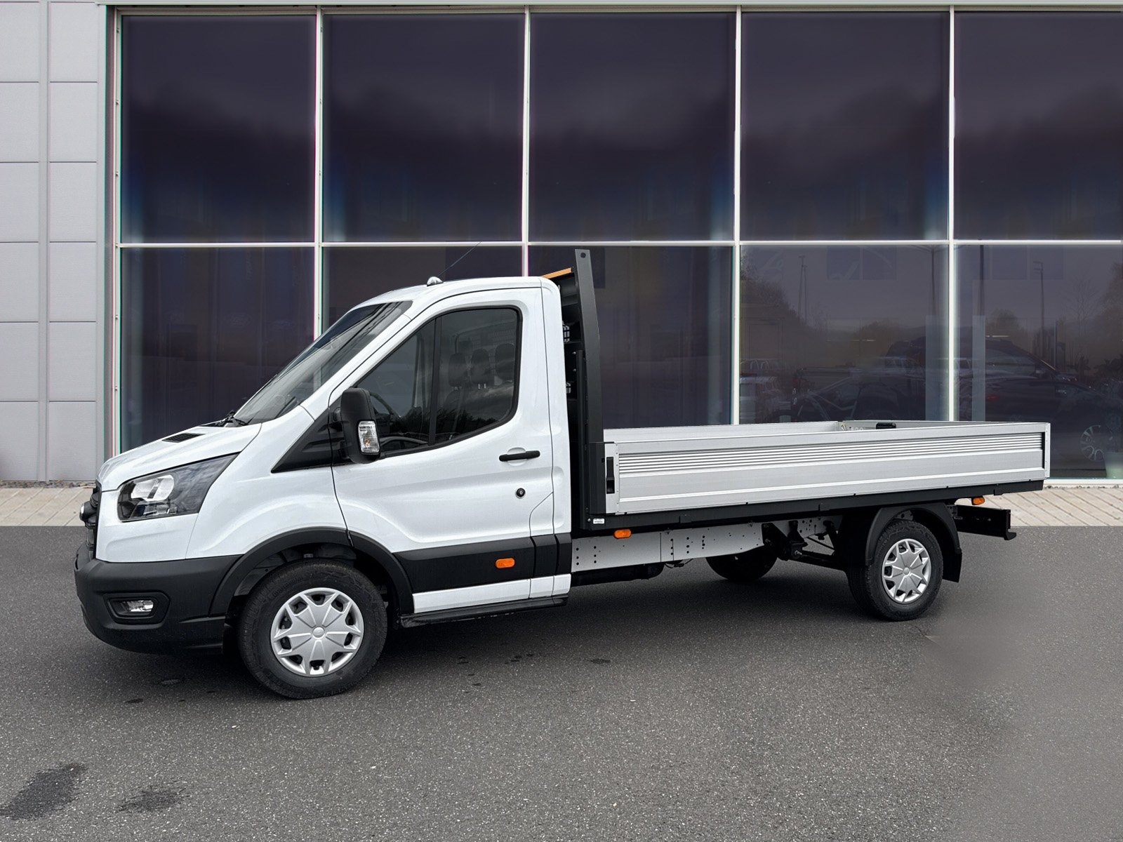 Fahrzeugabbildung Ford Transit 350 L3 Einzelkabine Trend Pritsche