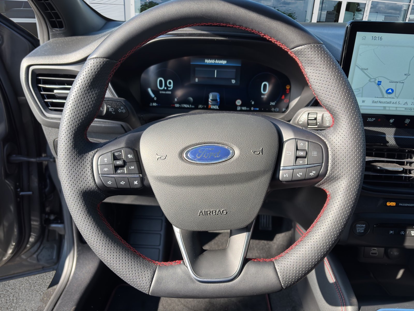 Fahrzeugabbildung Ford Focus 1.0 Ecoboost ST-Line X #Winterpaket