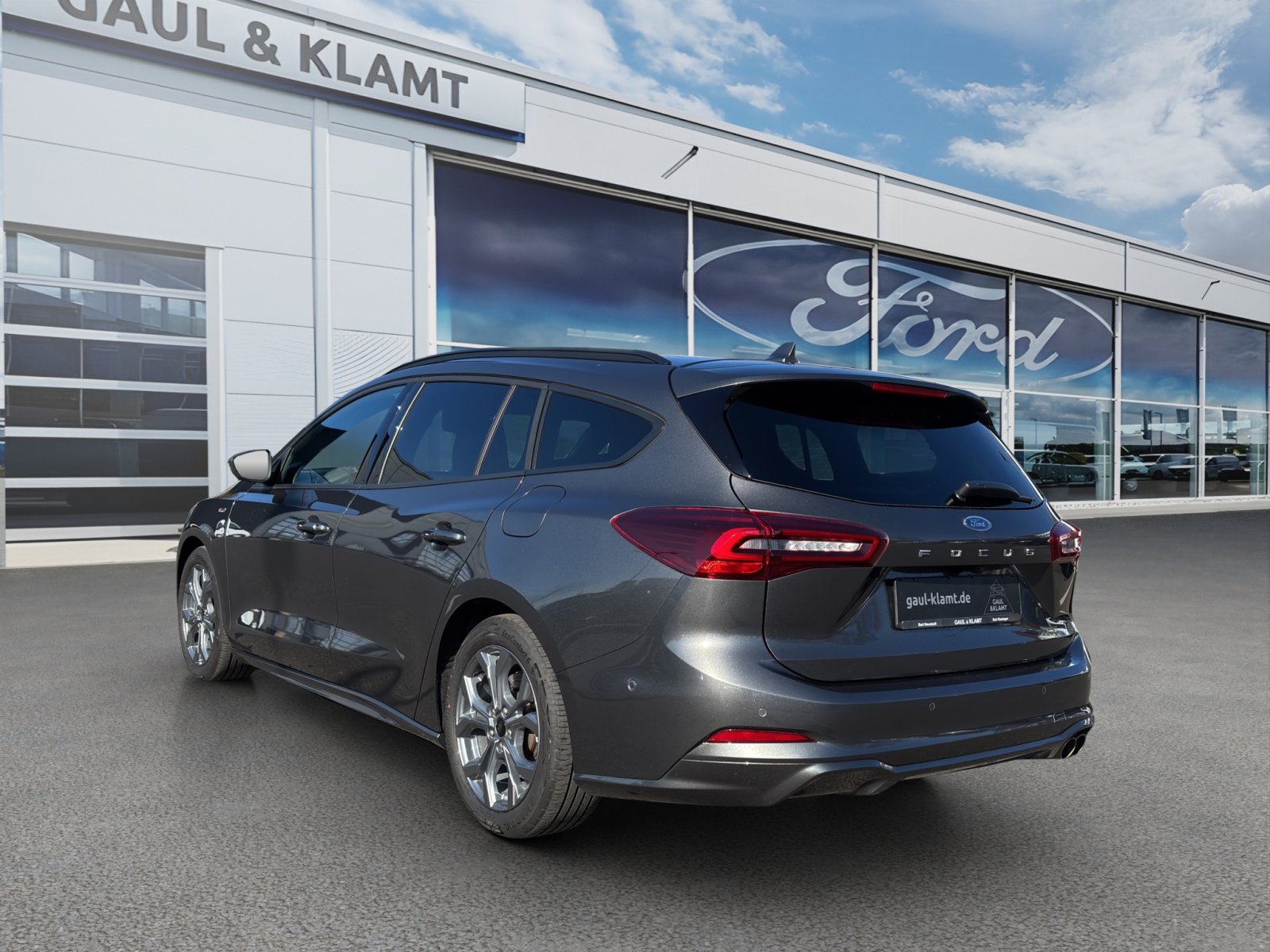 Fahrzeugabbildung Ford Focus 1.0 Ecoboost ST-Line X #Winterpaket