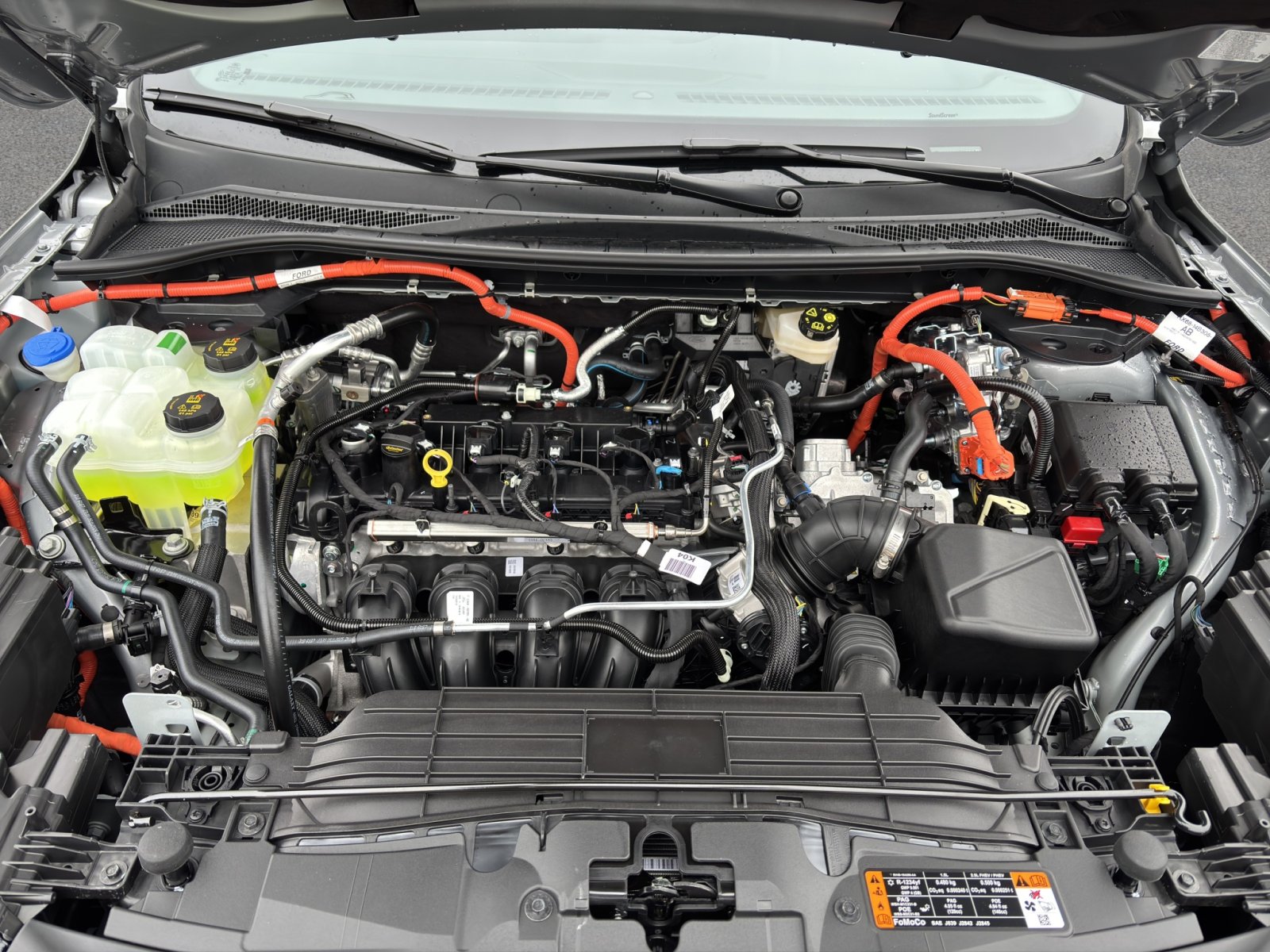 Fahrzeugabbildung Ford Kuga 2.5 PHEV Plug-In Hybrid ST-Line X #Winterpaket