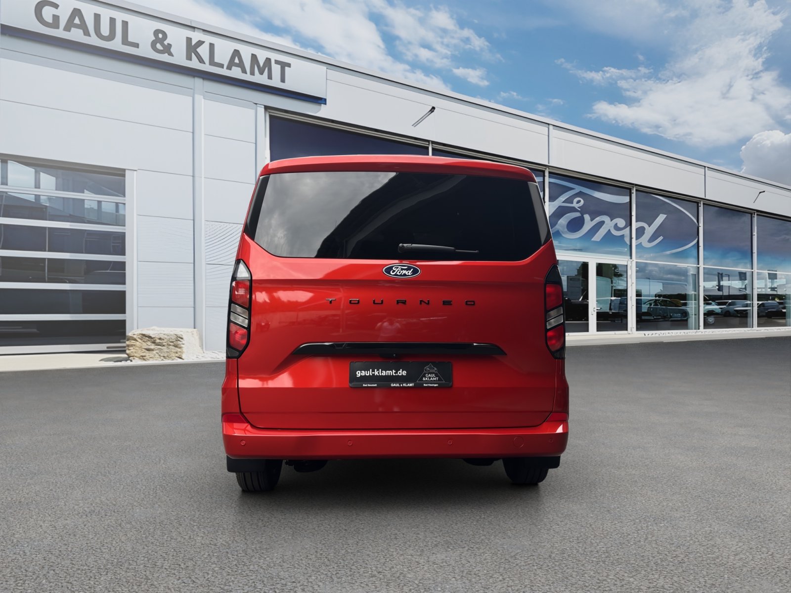 Fahrzeugabbildung Ford Tourneo Custom 2.0 Ecoblue 320 L1 Tourneo Titanium FWD
