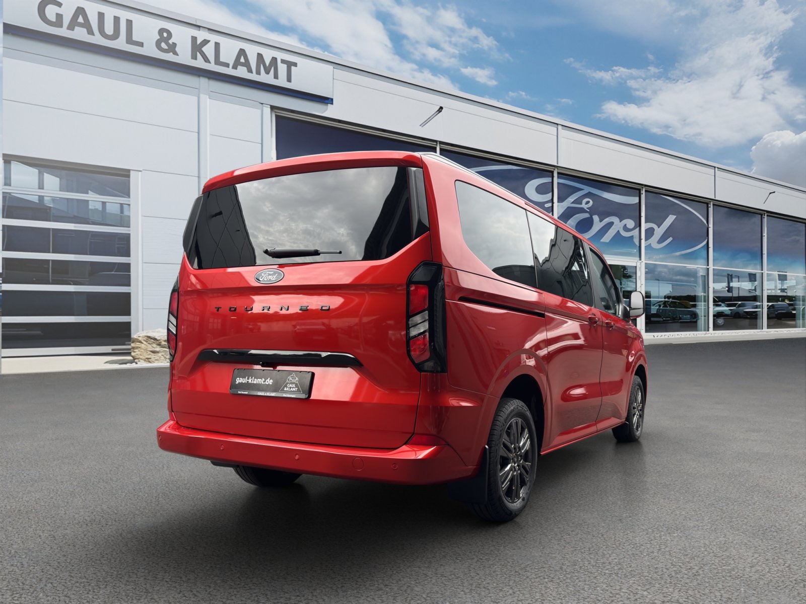 Fahrzeugabbildung Ford Tourneo Custom 2.0 Ecoblue 320 L1 Tourneo Titanium FWD