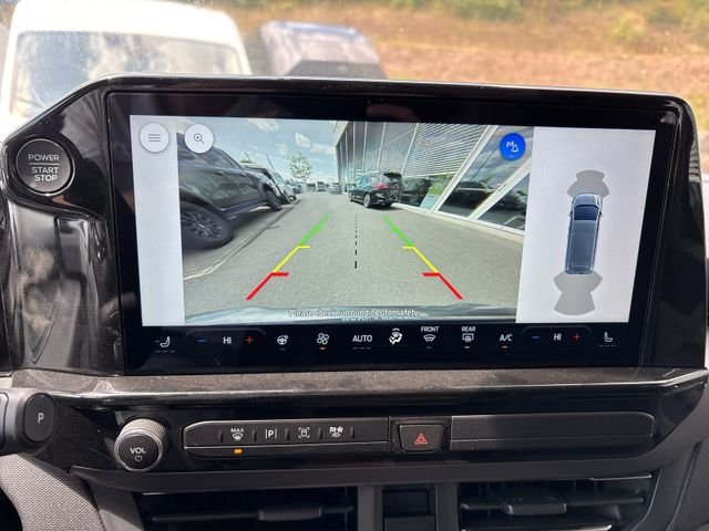 Fahrzeugabbildung Ford Tourneo Custom 2.0 320 L1 Nugget Titanium