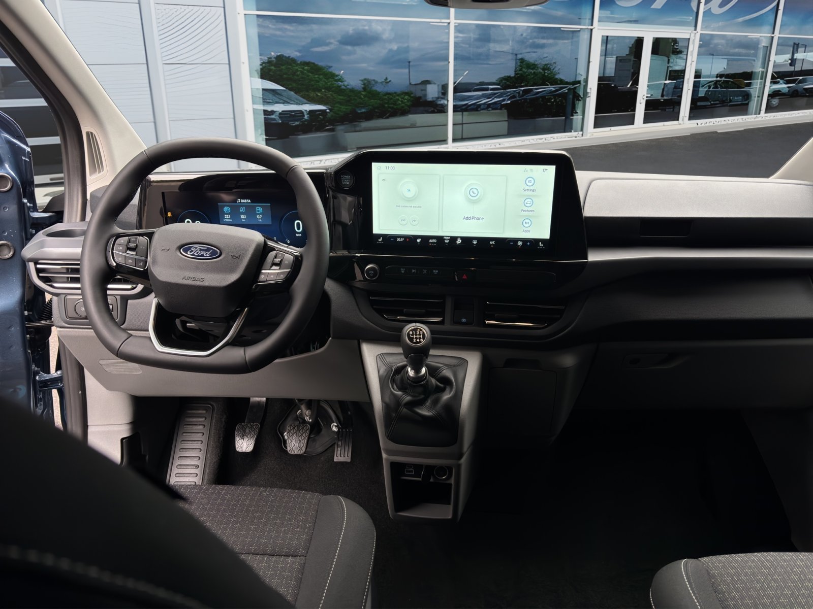 Fahrzeugabbildung Ford Tourneo Custom 2.0 Ecoblue 320 L1 Tourneo Trend FWD
