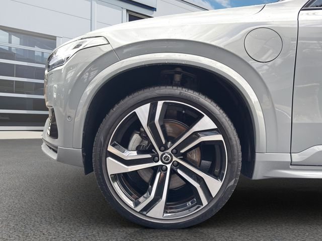 Fahrzeugabbildung Volvo XC90 2.0 PHEV Plus Dark #AWD #Harman/Kardon #Batteriezertifikat