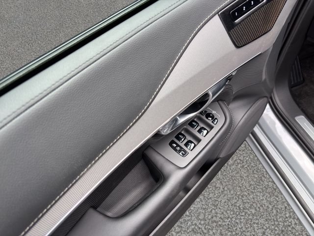 Fahrzeugabbildung Volvo XC90 2.0 PHEV Plus Dark #AWD #Harman/Kardon #Batteriezertifikat