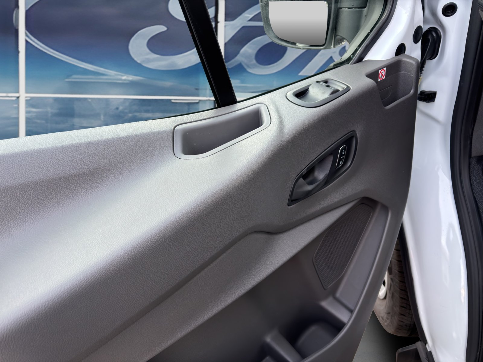 Fahrzeugabbildung Ford Transit 350 L2 Trend