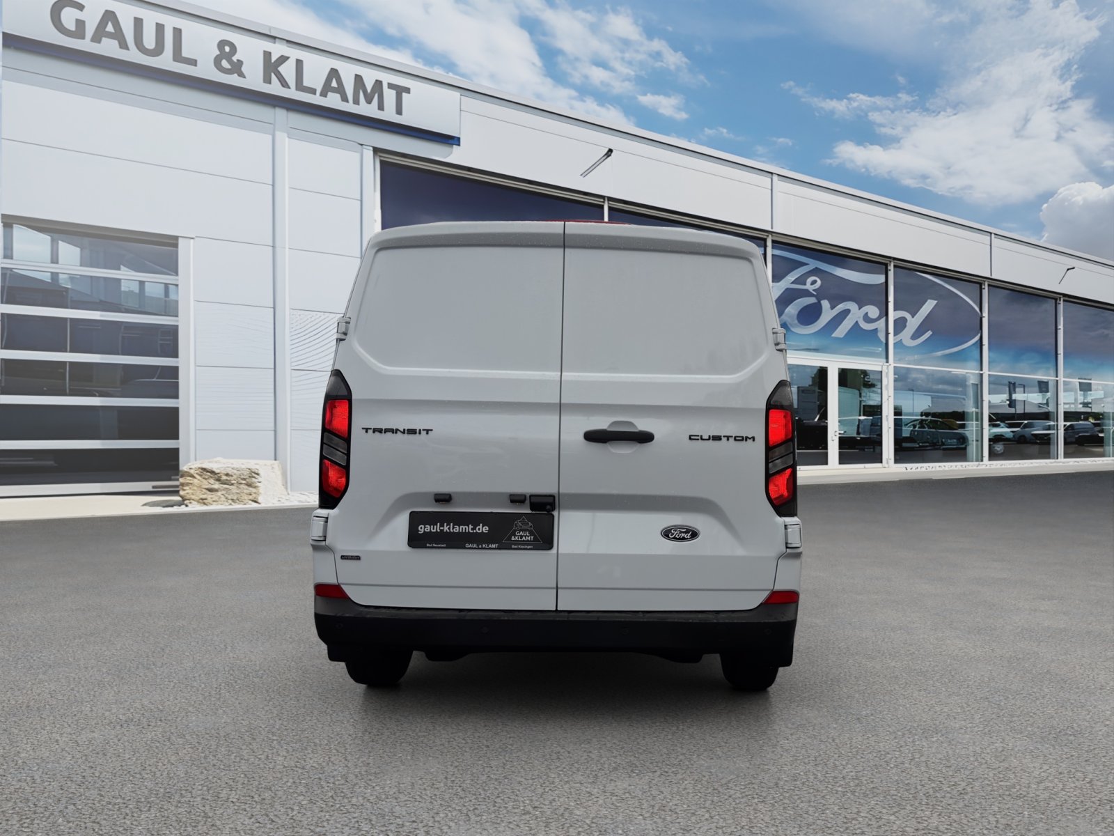 Fahrzeugabbildung Ford Transit Custom 320 L1 Trend FWD Plug-in Hybrid