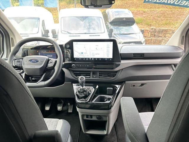 Fahrzeugabbildung Ford Tourneo Custom 2.0 320 L1 Nugget Titanium