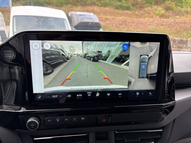 Fahrzeugabbildung Ford Tourneo Custom 2.0 320 L1 Nugget Titanium