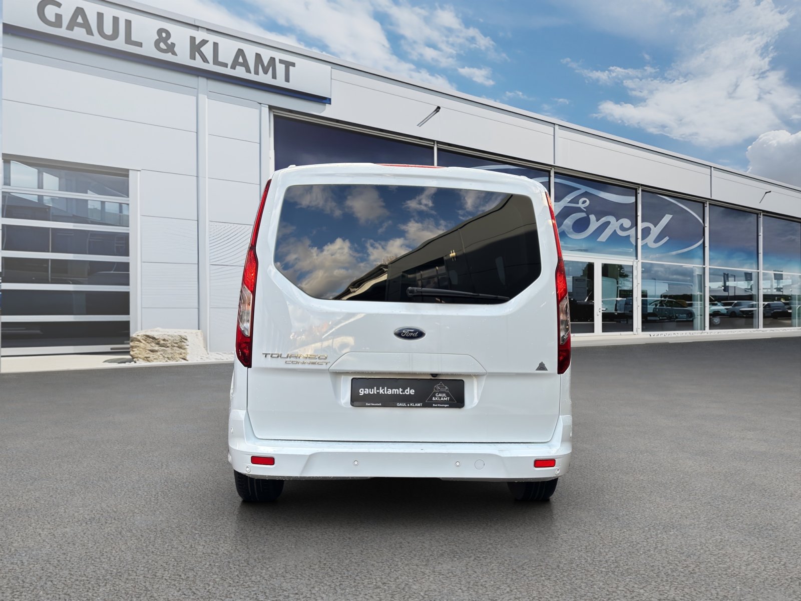 Fahrzeugabbildung Ford Grand Tourneo Titanium #Rückfahrkamera
