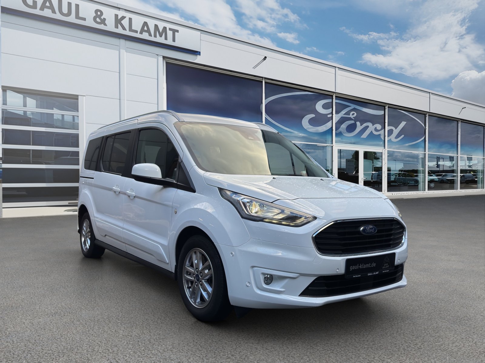 Fahrzeugabbildung Ford Grand Tourneo Titanium #Rückfahrkamera