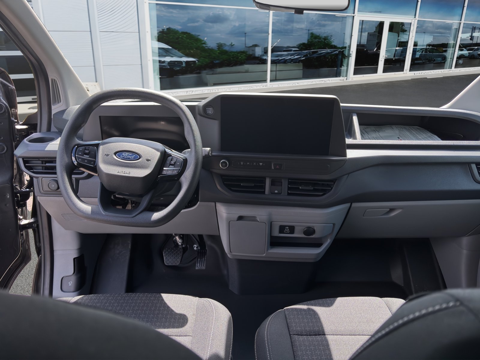 Fahrzeugabbildung Ford Transit Custom 320 L1 FWD Trend