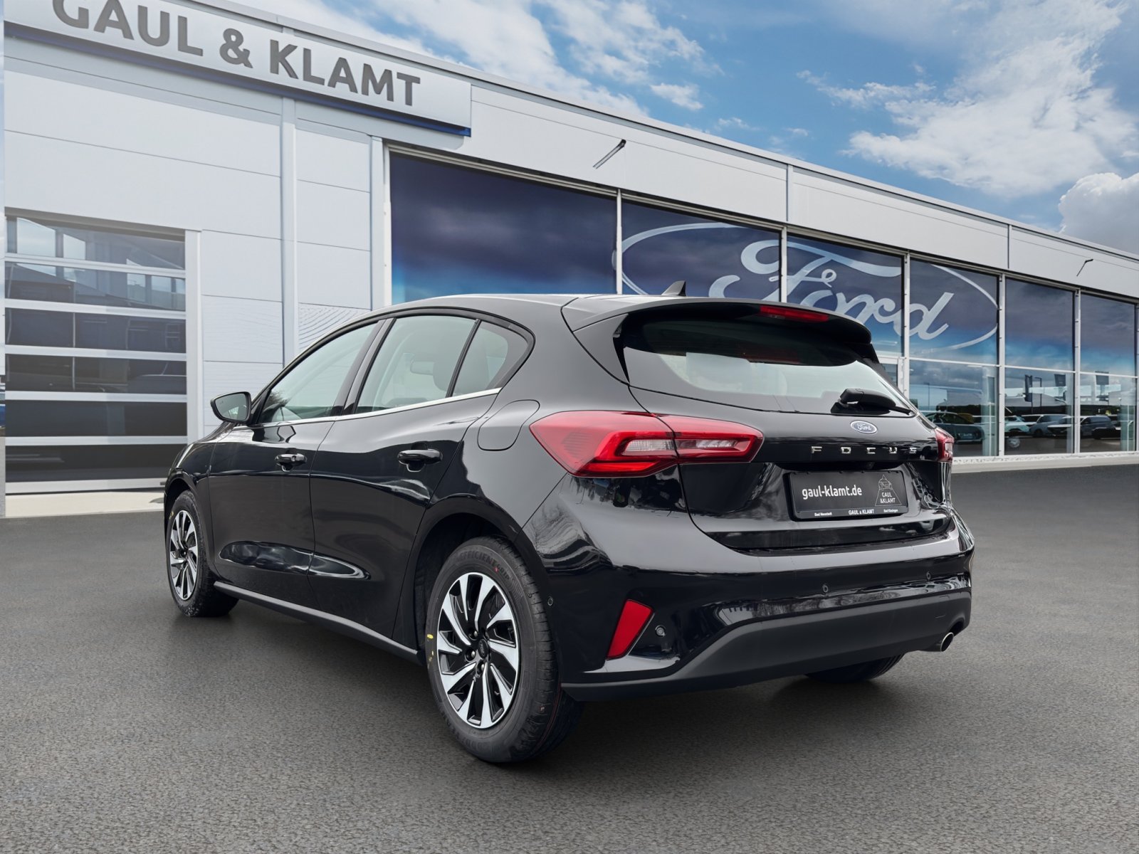 Fahrzeugabbildung Ford Focus 1.0 Ecoboost Titanium ##Easy-Parking-Paket