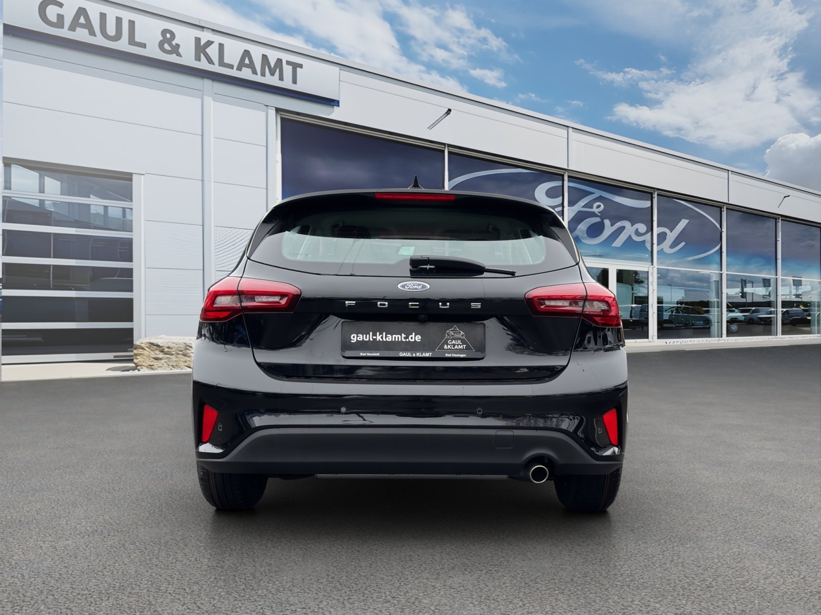 Fahrzeugabbildung Ford Focus 1.0 Ecoboost Titanium ##Easy-Parking-Paket