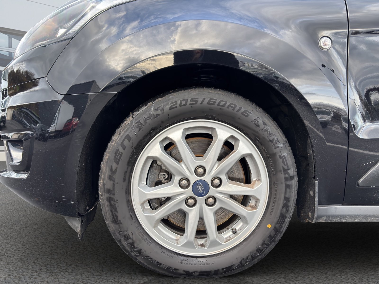 Fahrzeugabbildung Ford Transit Connect Kasten lang Trend #AHK