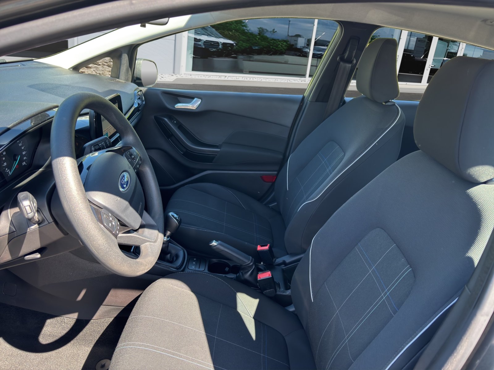Fahrzeugabbildung Ford Fiesta Cool & Connect