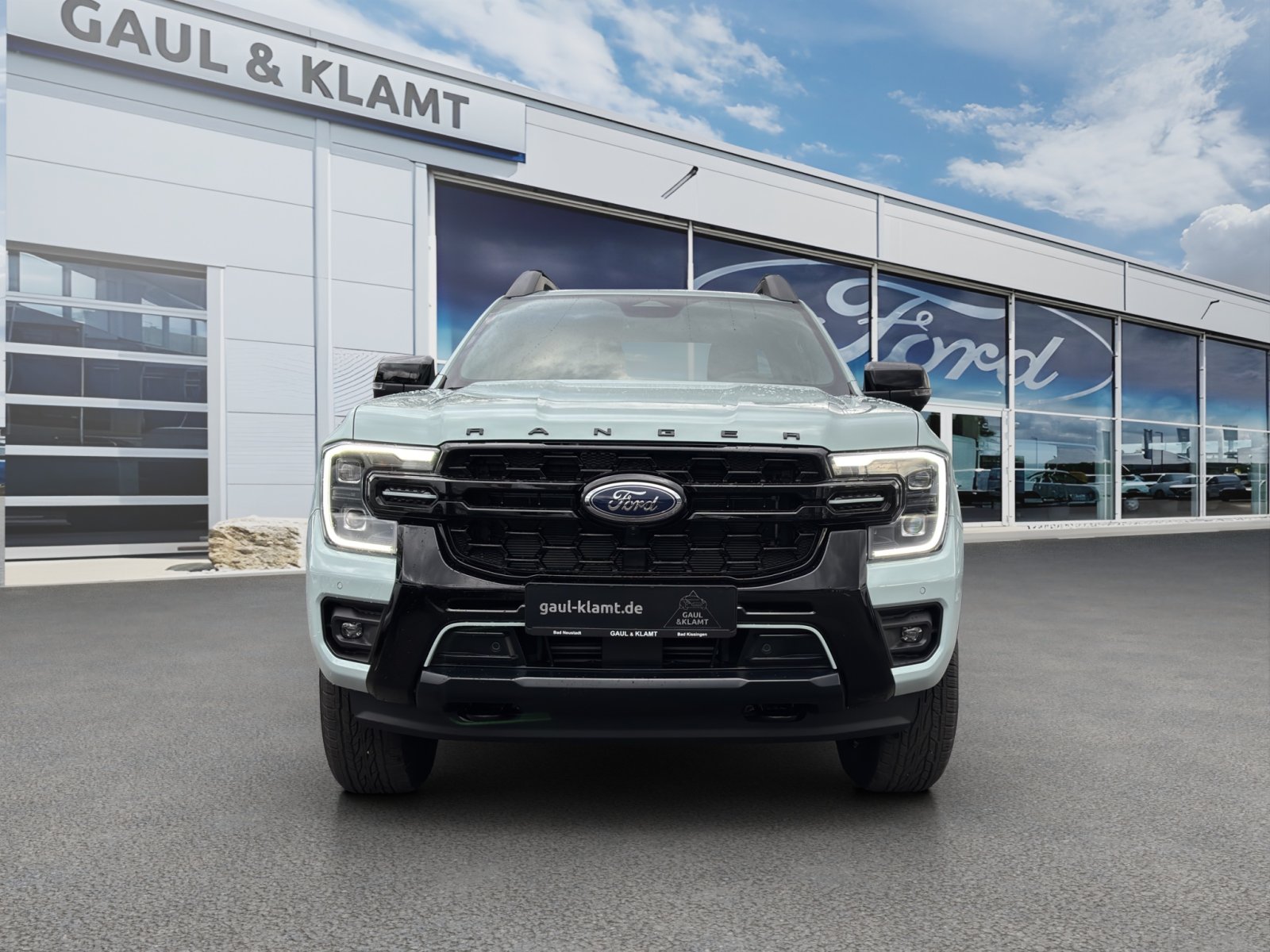 Fahrzeugabbildung Ford Ranger Plug-in-Hybrid Stormtrak e-4WD Doppelkabine