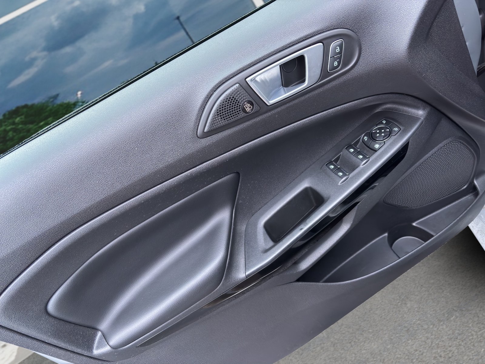 Fahrzeugabbildung Ford EcoSport ST-Line #Fahrassistenz-Paket