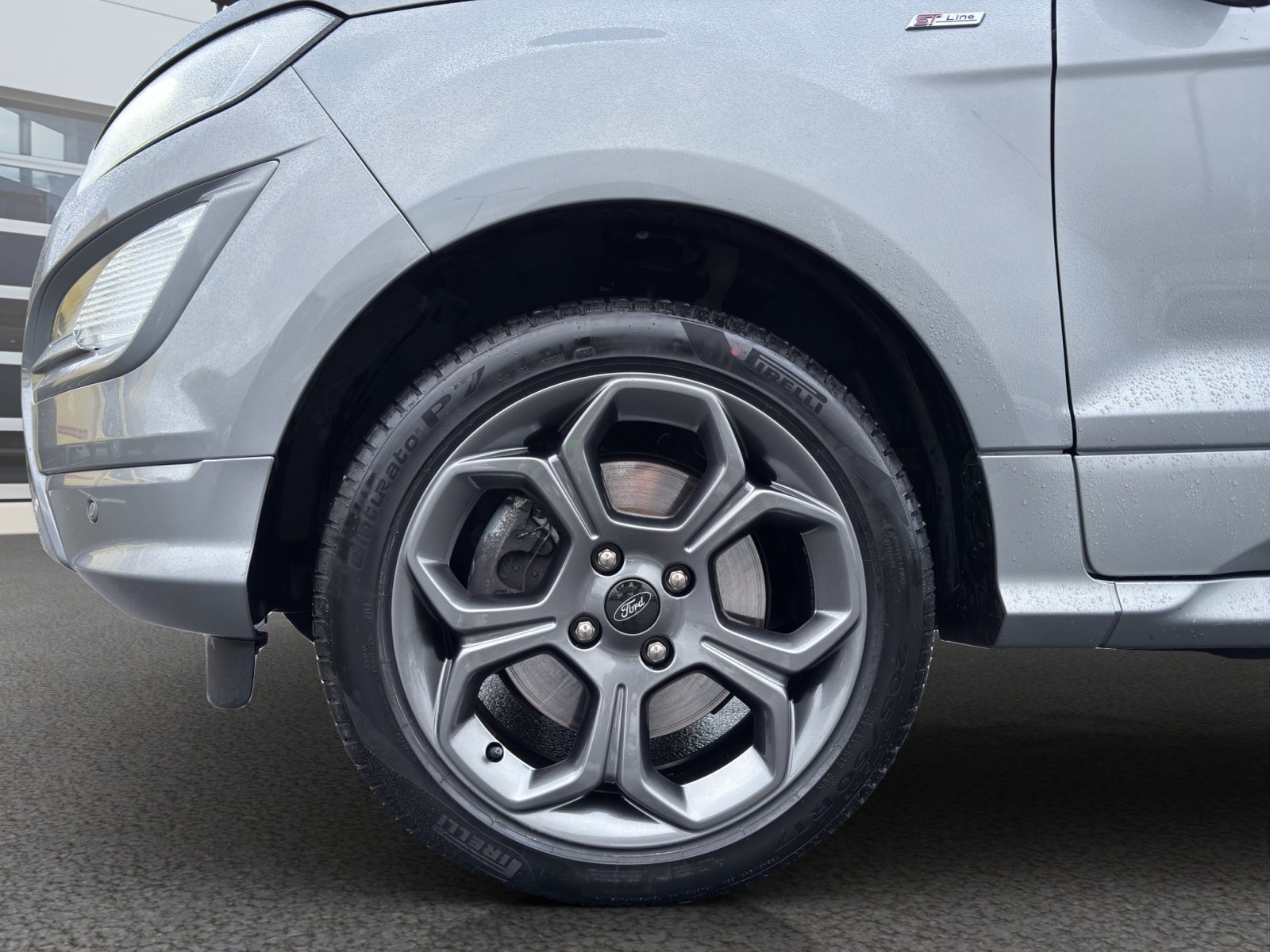 Fahrzeugabbildung Ford EcoSport ST-Line #Fahrassistenz-Paket