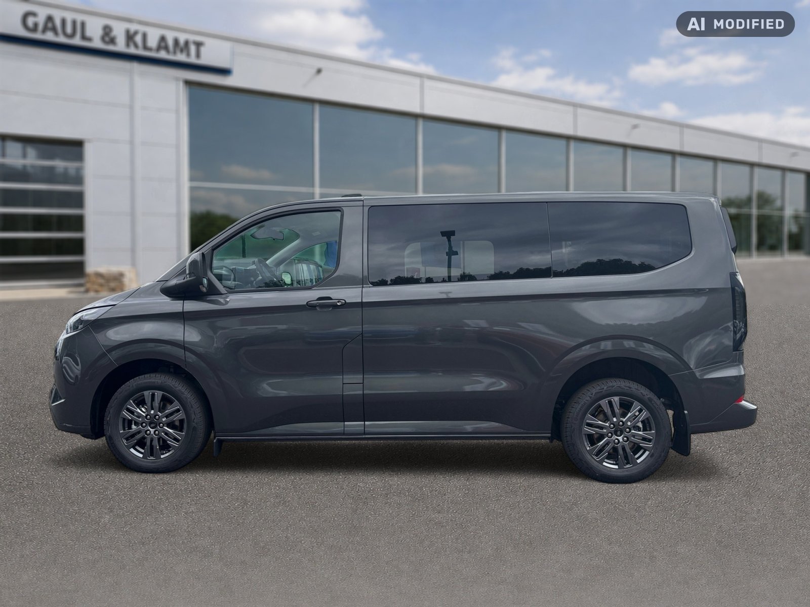 Fahrzeugabbildung Ford Tourneo Custom Plug-in Hybrid 340 L1 Tourneo Titanium FWD - mit KI generiert/bearbeitet