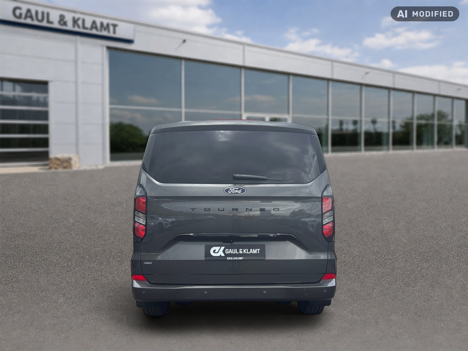 Fahrzeugabbildung Ford Tourneo Custom Plug-in Hybrid 340 L1 Tourneo Titanium FWD - mit KI generiert/bearbeitet