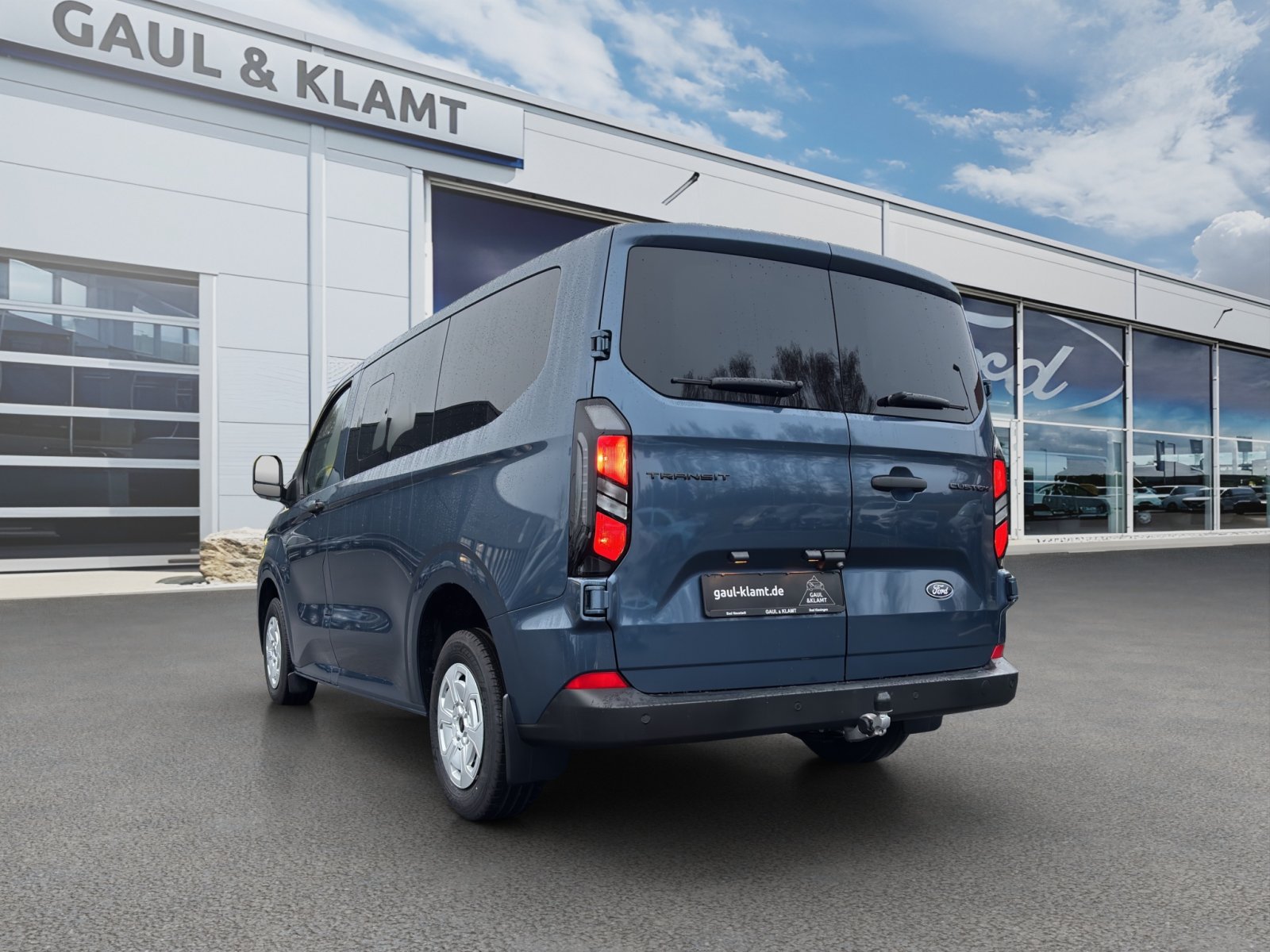 Fahrzeugabbildung Ford Transit Custom 320 L1 FWD Trend