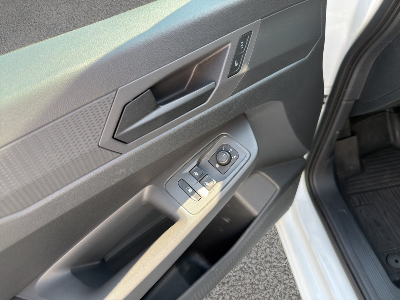 Fahrzeugabbildung Ford Transit Connect Trend L2 Kasten